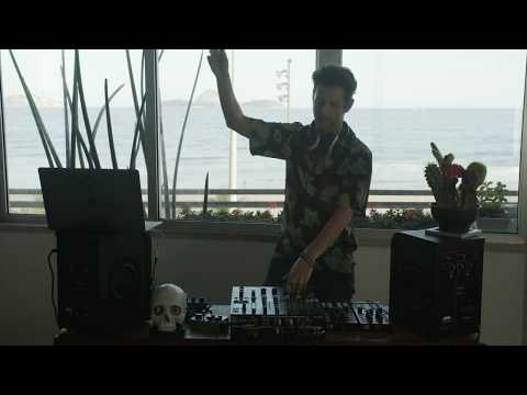 The best 30 minutes of Guy Gerber