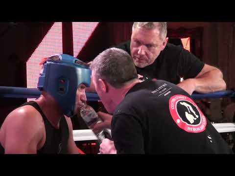 I AM THE GREATEST Charity Boxing - Steve Marshall Vs Kris Mochrie