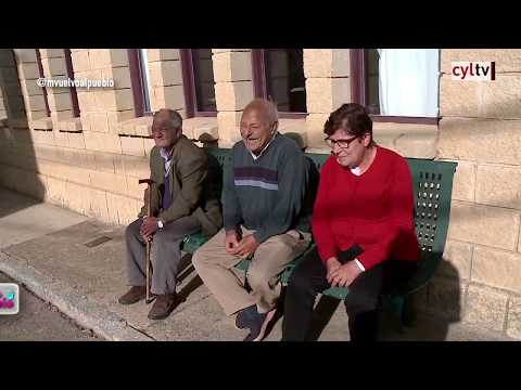 Aperitivo de Me Vuelvo Al Pueblo. Gente auténtica en Hoyales de Roa, Burgos