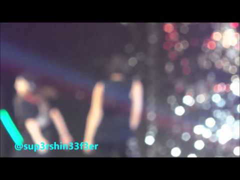 [HD FANCAM] 130622 2NE1 FIRE @ ASIA STYLE COLLECTION SINGAPORE