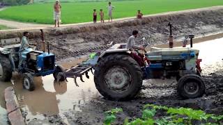 preview picture of video 'Tractor Pulling in Punjab'