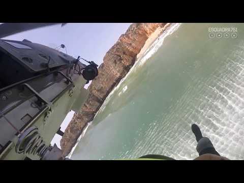 Resgate de vítima de queda em zona costeira, praia dos Pinheiros, Lagos