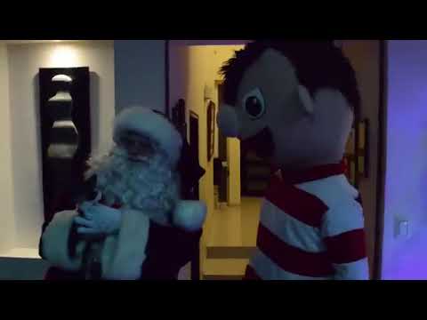 Bely y beto - espiando a santa claus