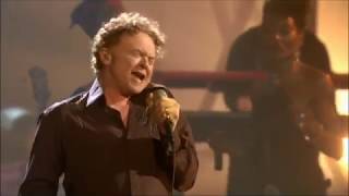 Download lagu Simply Red - Holding back the years & It's only love (Havana 2005) mp3 Download lagu Simply Red - Holding back the years & It's only love (Havana 2005) mp3