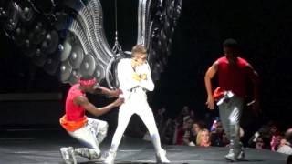 Justin Bieber- Full Intro/&quot;All Around The World&quot; Believe Tour 1/12