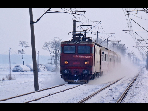 Tren IR1831 Galati - Cluj cu 40-0912-2 trece prin halta Banesti - 11.02.2017