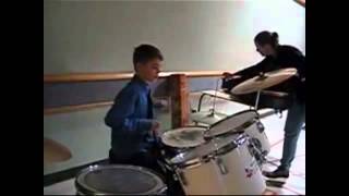 Justin Bieber and Questlove Drum-Off  - Duration: 