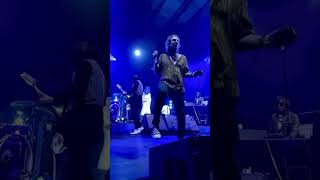 Jack White i Chris Robinson zagrali w Chicago