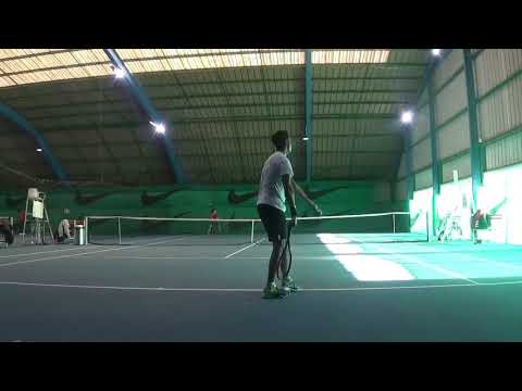 Tennis Universite USA Bourse OverBoarder - Eliott Ekindi
