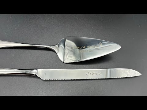 Wedding cake serving set engraving