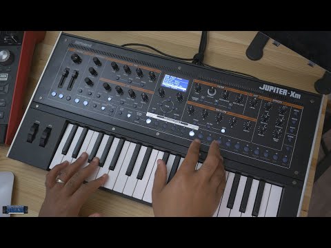 Roland Jupiter-Xm Bass Sounds Demo