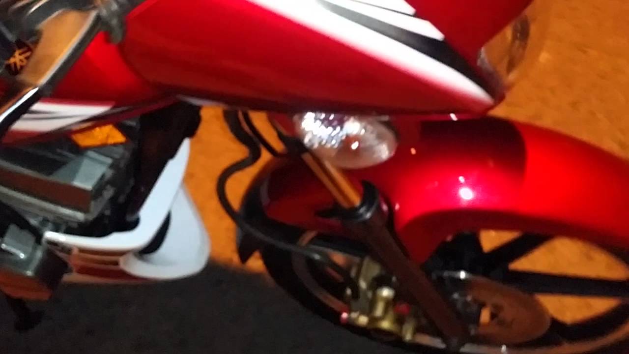 A Quick Walk Around Of This Gorgeous Yamaha Rxz 135 (mili converted to catalyzer)