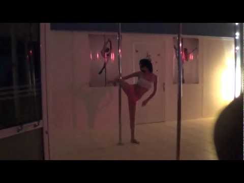 10.Thess Pole Show 3 - Pole Art - Maria Christina