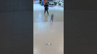 Video shows moment toddler abducted from Virginia mall: police
