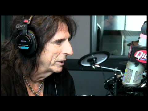 download lagu mp3 mp4 Alice Cooper Radio, download lagu Alice Cooper Radio gratis, unduh video klip Alice Cooper Radio