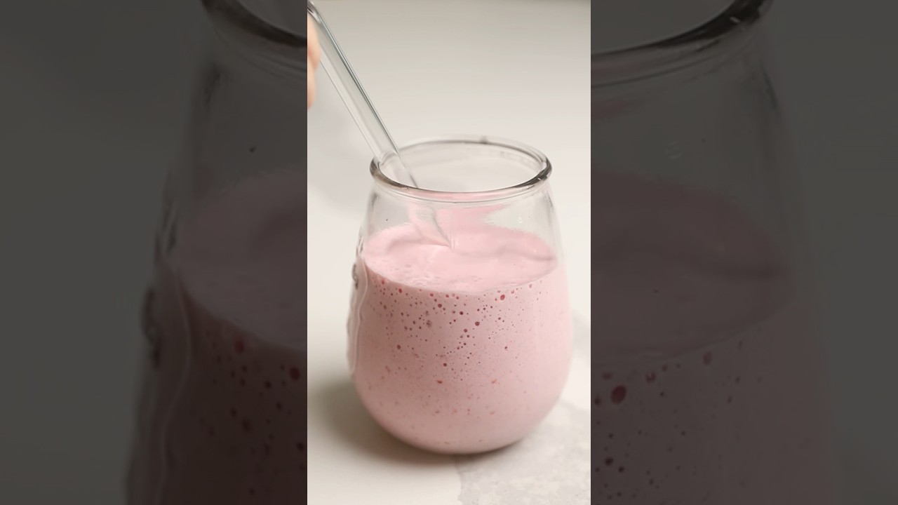 Strawberry Cheesecake Keto Smoothie - Recipe in the comments!
