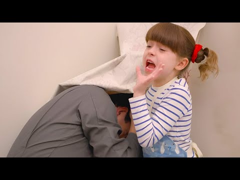 NEW WALLPAPER! | Topsy & Tim | WildBrain Kids