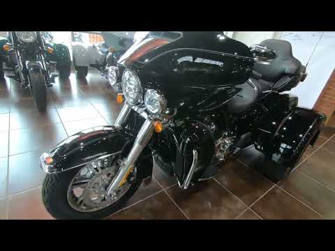 2024 Harley-Davidson Tri Glide Ultra Trike FLHTCUTG