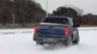 preview picture of video 'Four Wheel Drive Donuts in a Chevy Avalanche Granbury TX ice storm'