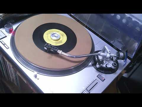 Mixed Up Shook Up Girl   Patty & The Emblems   1964   VERY Scratchy