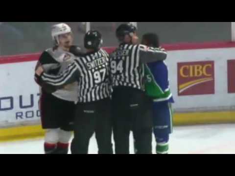 Arthur Miller vs Josh Thrower