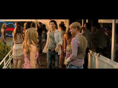 Ausschnitt "Hast du wirklich gedacht ich bin dumm genug?" - SYSTEMFEHLER - WENN INGE TANZT