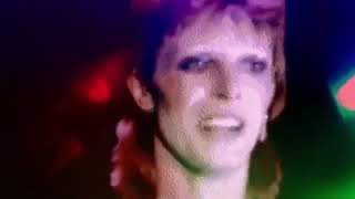 David Bowie - Panic In Detroit