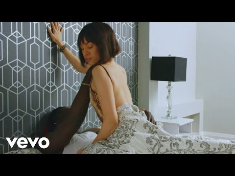 Hitmaker - Styla (Official Music Video)