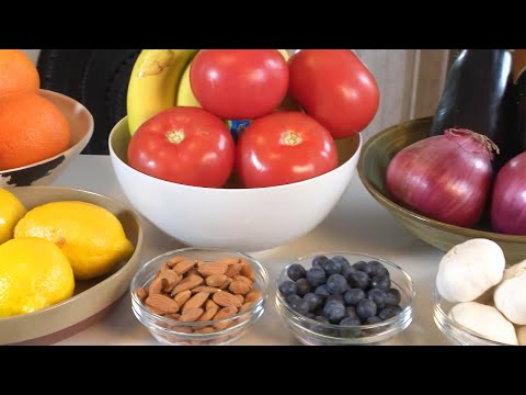 避免疫情爆發的最佳食物。 (The Best Foods to Eat to Avoid An Outbreak)