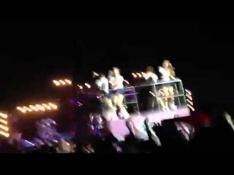[Fancam] 120922 SNSD Being Chased - Kissing You @ SMTown Jakarta
