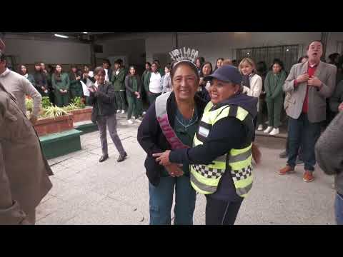 Marcelina Alberto mas conocida como Doña Mechita, la portera del Instituto 8084, se jubiló