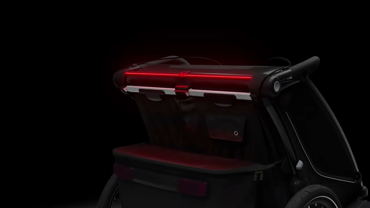 Thule Chariot Sport 2 - Feature: Modern, high visibility LED lighting design