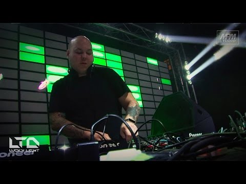 Alan Fitzpatrick - Lucky Records Showcase - 15-11-2014 @ Luka Beograd