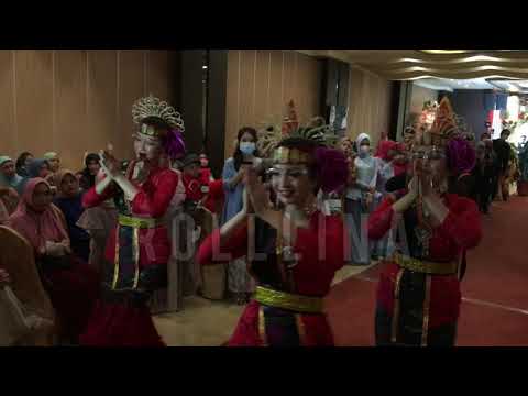 TARI PENYAMBUTAN KREASI ADAT BATAK TOBA , PROSESI ADAT PERNIKAHAN BATAK TOBA By ROLLLINA DANCER