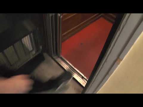 Vintage gated traction elevator @ Bergsundsgatan 9, Stockholm