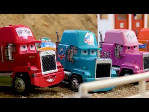 Cars story fun playing on the sand with trucks | BIBO TOYS