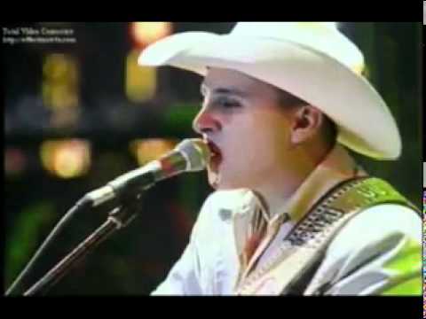 El Disgusto (en vivo) - Los Tiranos del Norte