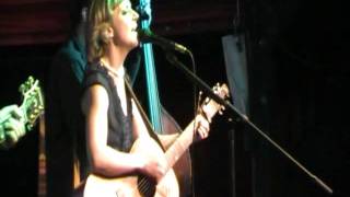 Eilen Jewell, The Girl That Radiates That Charm, Arthur Alexander cover, live at Skippers Smokehouse