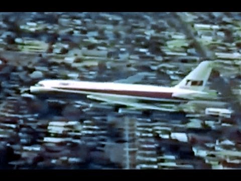 TWA Convair CV-880 & Boeing 707 Cigarette Commercial - 1961