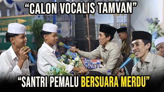 Download lagu THIS STUDENT IS A PROSPECTIVE FUTURE VOCALIST - AT FIRST SHAME BUT HAS A MELODY VOICE mp3 Download lagu THIS STUDENT IS A PROSPECTIVE FUTURE VOCALIST - AT FIRST SHAME BUT HAS A MELODY VOICE mp3