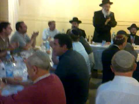 Rimanov Rebbe HARENI MEKABEL ALAY