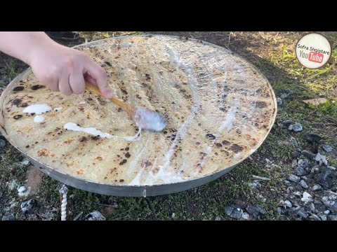 Fli Tradicionale e Pjekur me Saç e lyer me Gjalpe dhe Kos @sofrashqiptare