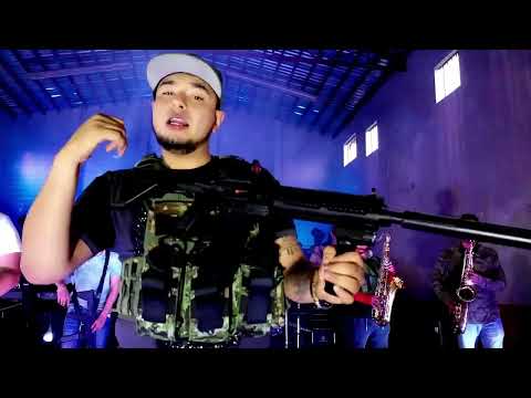 El Tiburoncito · Super Banda Perla Plateada