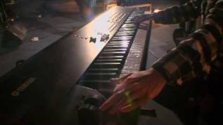 Run - Hillsong / keys Angle