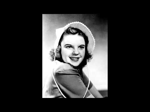 Judy Garland- Everbody Sing(1937)