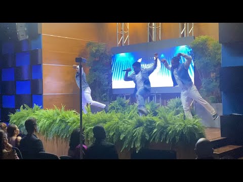 Mr. Yeison - Premios Flor Del Este / Me Bendice Live / No More Tears