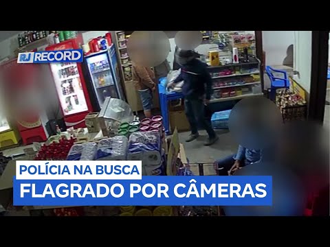 Vídeo mostra assalto à mão armada em São Francisco de Itabapoana (RJ)