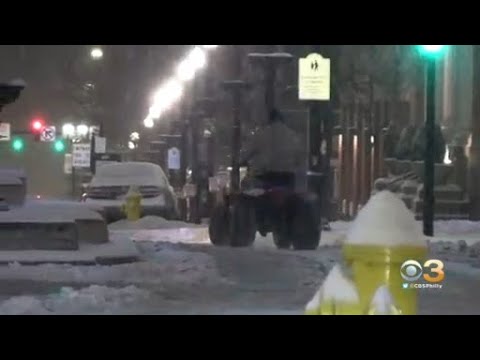 Winter Storm Rolls Through Delaware Valley