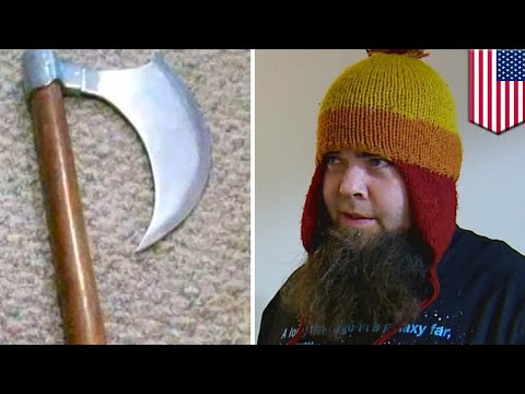 Man uses battle ax to fight off home intruder - TomoNews
