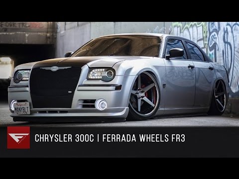 2006 Chrysler 300 bagged | Ferrada FR3 Machine Black / Chrome Lip